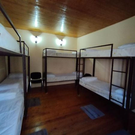 Wooden_Room_Hostel Jerevan Buitenkant foto